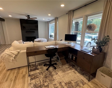 5078 Paris Avenue - Photo Thumbnail 2