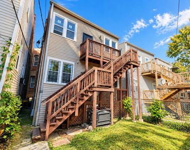 6613 S Vernon Avenue - Photo Thumbnail 12