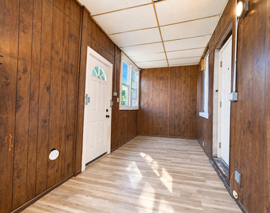 6613 S Vernon Avenue - Photo Thumbnail 11