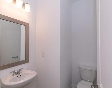 1826 Derrick Drive - Photo Thumbnail 25