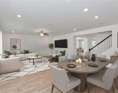 1826 Derrick Drive - Photo Thumbnail 2