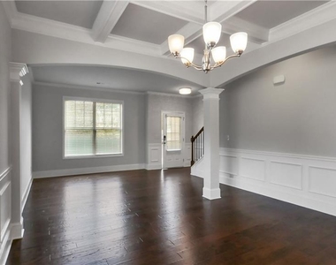 3975 Frasier Drive - Photo Thumbnail 3