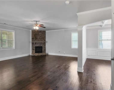3975 Frasier Drive - Photo Thumbnail 7