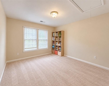 1124 Sadlers Way - Photo Thumbnail 20