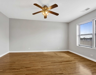 414 W Walnut Street - Photo Thumbnail 8