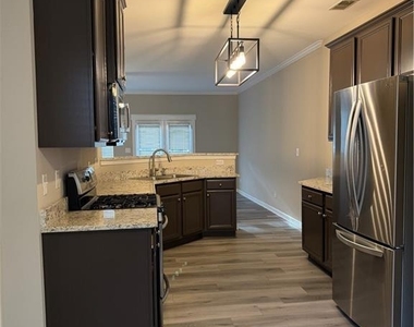 4719 Liberty Square Drive - Photo Thumbnail 3