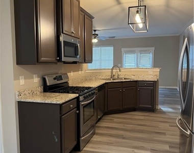 4719 Liberty Square Drive - Photo Thumbnail 4
