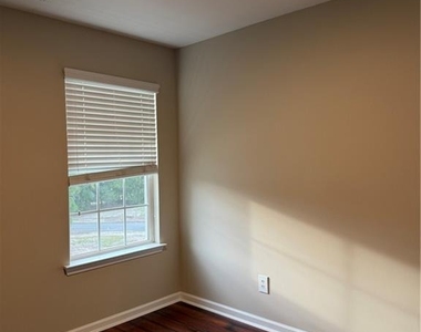 4719 Liberty Square Drive - Photo Thumbnail 31