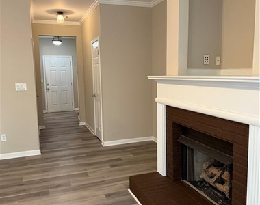 4719 Liberty Square Drive - Photo Thumbnail 15
