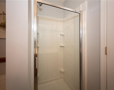 757 Brookside Parc Lane - Photo Thumbnail 11