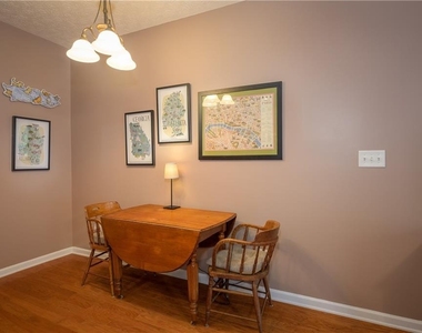 757 Brookside Parc Lane - Photo Thumbnail 6