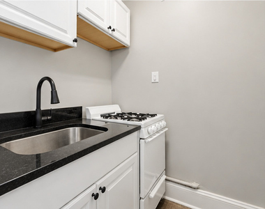 6912 N Ashland Boulevard - Photo Thumbnail 3