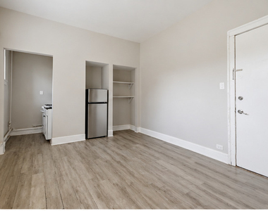 6912 N Ashland Boulevard - Photo Thumbnail 1