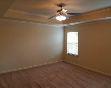 783 Lobdale Falls Drive - Photo Thumbnail 4