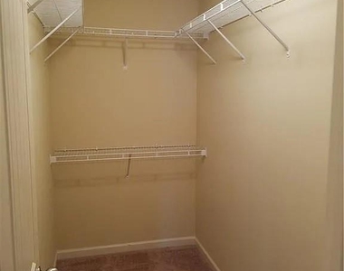 783 Lobdale Falls Drive - Photo Thumbnail 5