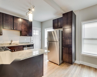 836 E 53rd Street - Photo Thumbnail 1