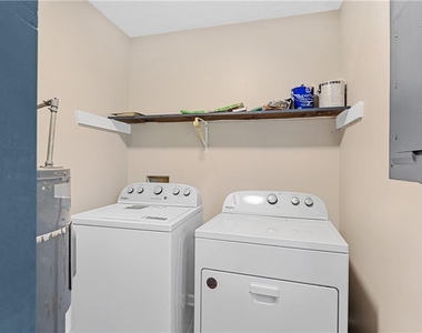 217 Tanglewood Drive - Photo Thumbnail 15