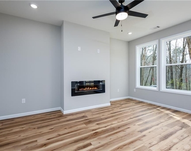 200 Back Pine Way - Photo Thumbnail 14