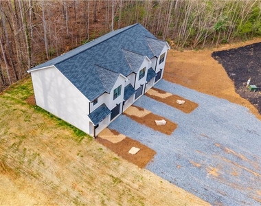 200 Back Pine Way - Photo Thumbnail 39