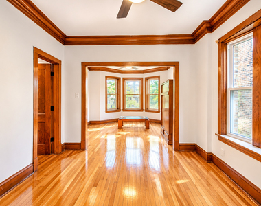 3916 N Kedzie Avenue - Photo Thumbnail 2