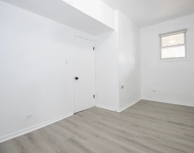 4702 W Fulton Street - Photo Thumbnail 8