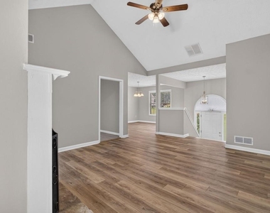 4025 Hemingway Drive - Photo Thumbnail 6