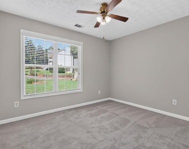 4025 Hemingway Drive - Photo Thumbnail 14