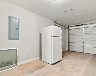 121 Cypress Court - Photo Thumbnail 31