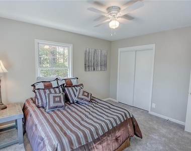 3188 Robin Lane Nw - Photo Thumbnail 12