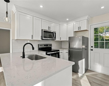 2293 Ewing Street Sw - Photo Thumbnail 12