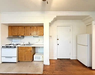 4060 N Kenmore Avenue - Photo Thumbnail 1
