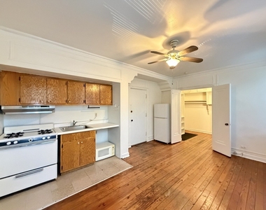 4060 N Kenmore Avenue - Photo Thumbnail 7