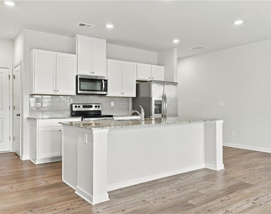 5313 Melbourne Lane - Photo Thumbnail 10