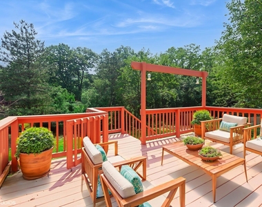 8885 Dryden Street - Photo Thumbnail 29