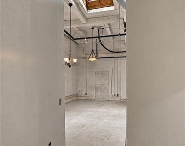 20 Marietta St Nw - Photo Thumbnail 13