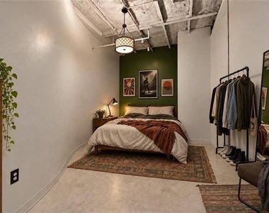 20 Marietta St Nw - Photo Thumbnail 9