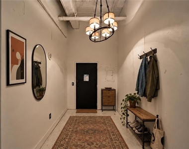 20 Marietta St Nw - Photo Thumbnail 5