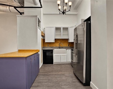 20 Marietta St Nw - Photo Thumbnail 7