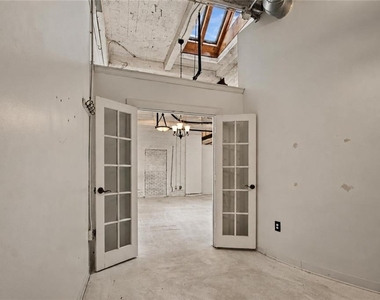 20 Marietta St Nw - Photo Thumbnail 3