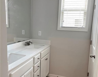 3045 Andover Trail - Photo Thumbnail 30
