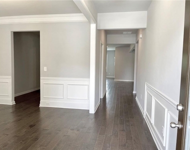 3045 Andover Trail - Photo Thumbnail 3