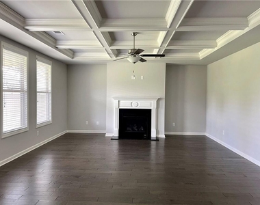 3045 Andover Trail - Photo Thumbnail 7