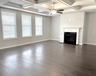 3045 Andover Trail - Photo Thumbnail 6
