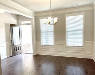 3045 Andover Trail - Photo Thumbnail 5