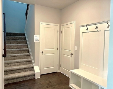 3045 Andover Trail - Photo Thumbnail 16