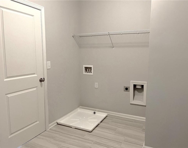3045 Andover Trail - Photo Thumbnail 26