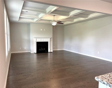 3045 Andover Trail - Photo Thumbnail 8