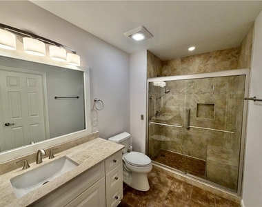 300 Johnson Ferry Road - Photo Thumbnail 13