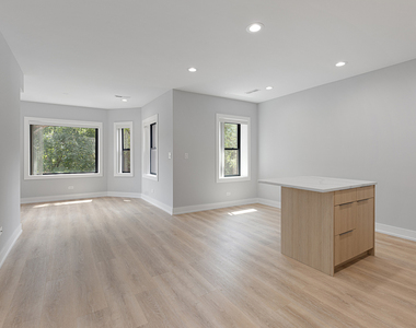 1548 W Juneway Terrace - Photo Thumbnail 1