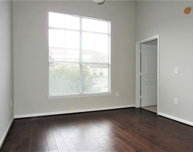 10 Perimeter Summit Boulevard Ne - Photo Thumbnail 10